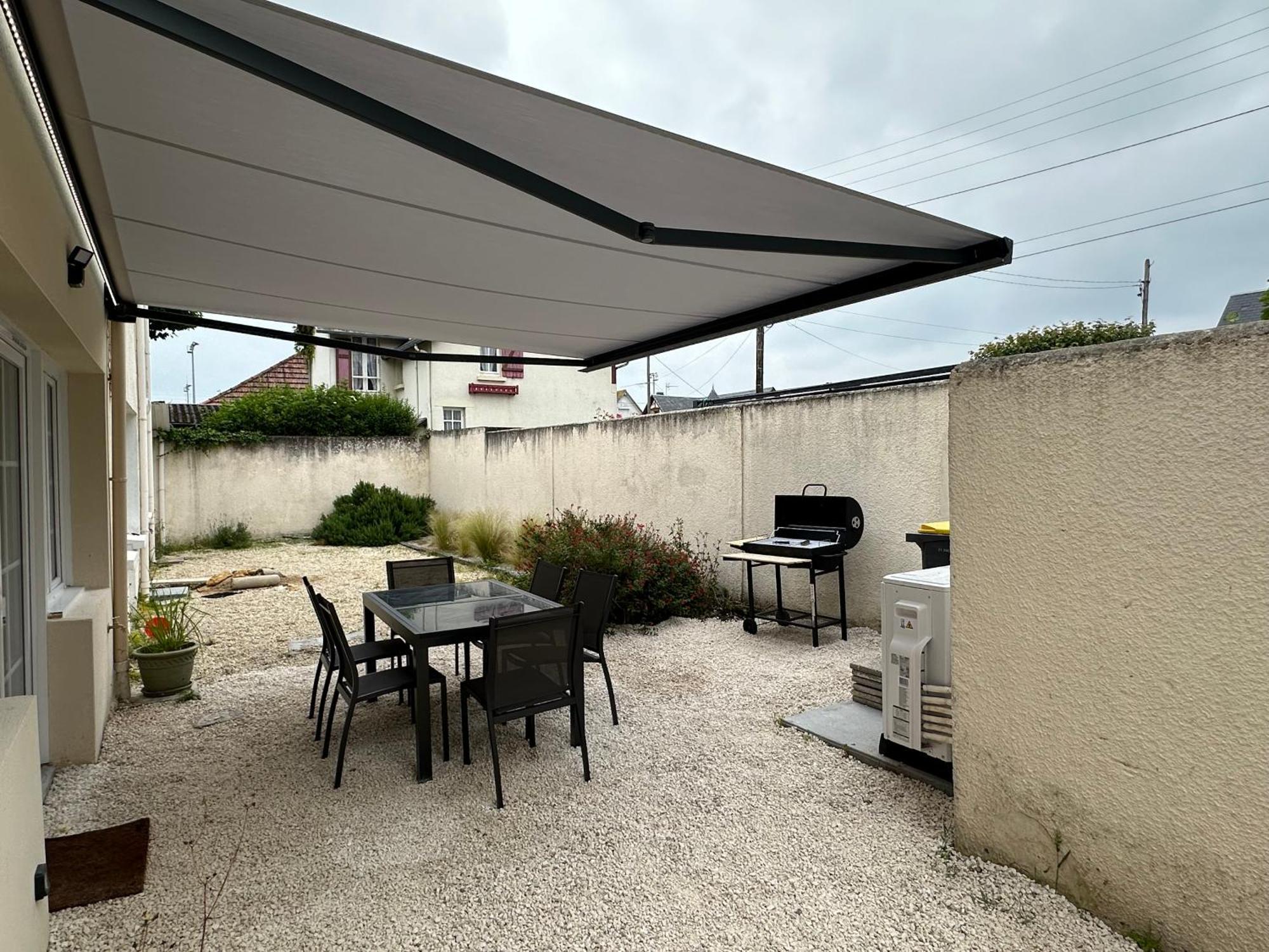 Maison De Repos * Ouistreham